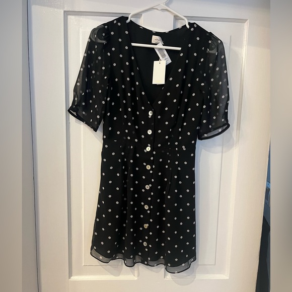✨New✨ Aritzia Wilfred polka dot button front dress - Picture 3 of 7